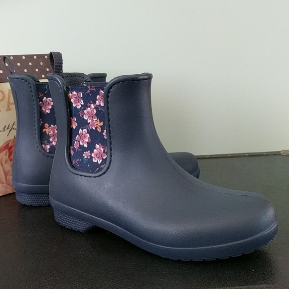 CROCS Shoes - Crocs Freesail Chelsea Boot
